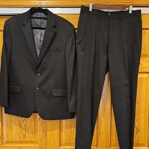 Haggar Clothing Tailored Fit Travel Performance Men's Black Suit